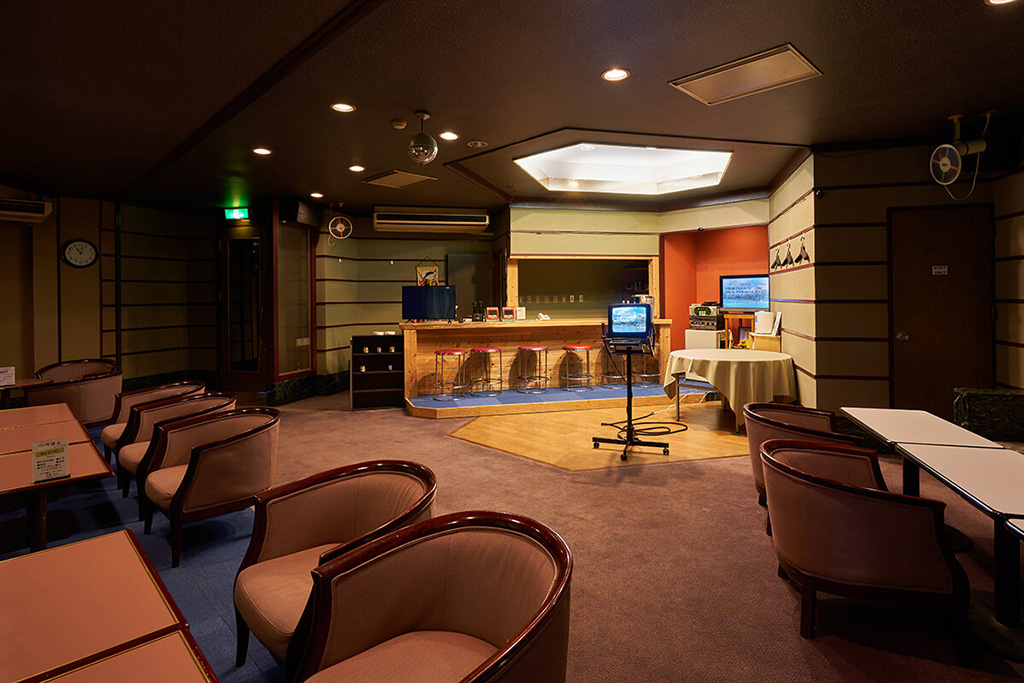 カラオケルーム